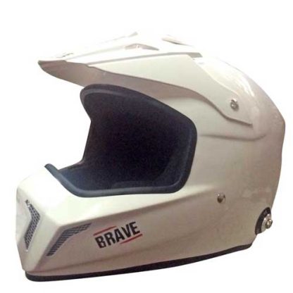 Cross-helmet-Brave-FIA-with-hans-clips. عبر خوذة- الشجعان- الاتحاد الدولي للسيارات- مع مقاطع- هانز